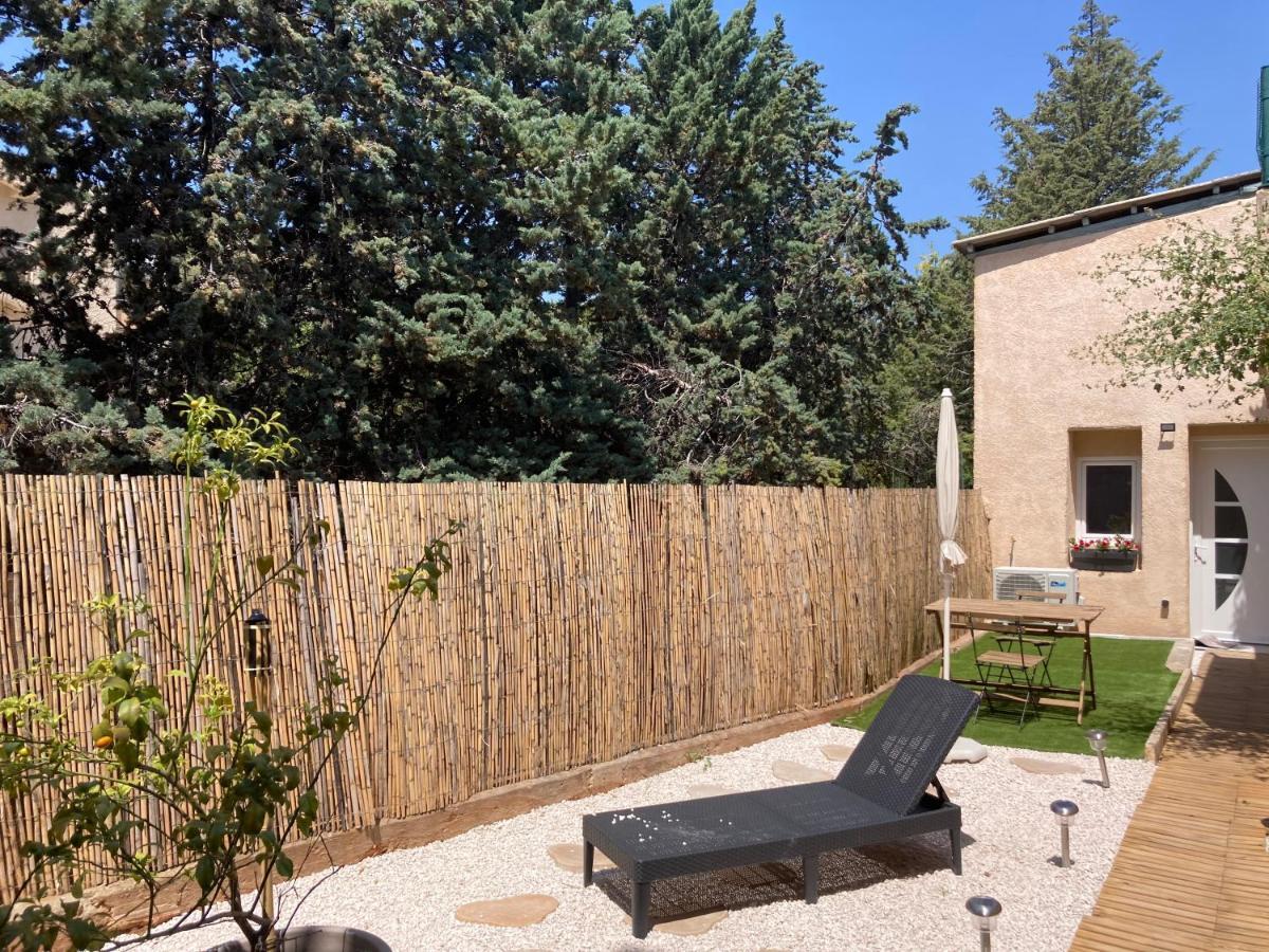T2 30 m2 avec Jardin proche des plages Bandol Extérieur photo